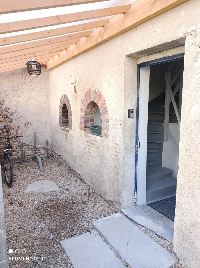 Tres Beau Studio Climatisation, Trois Etoiles, Parking A Velo, Velos En Option, Parking Prive Jardin Montargis Exterior foto